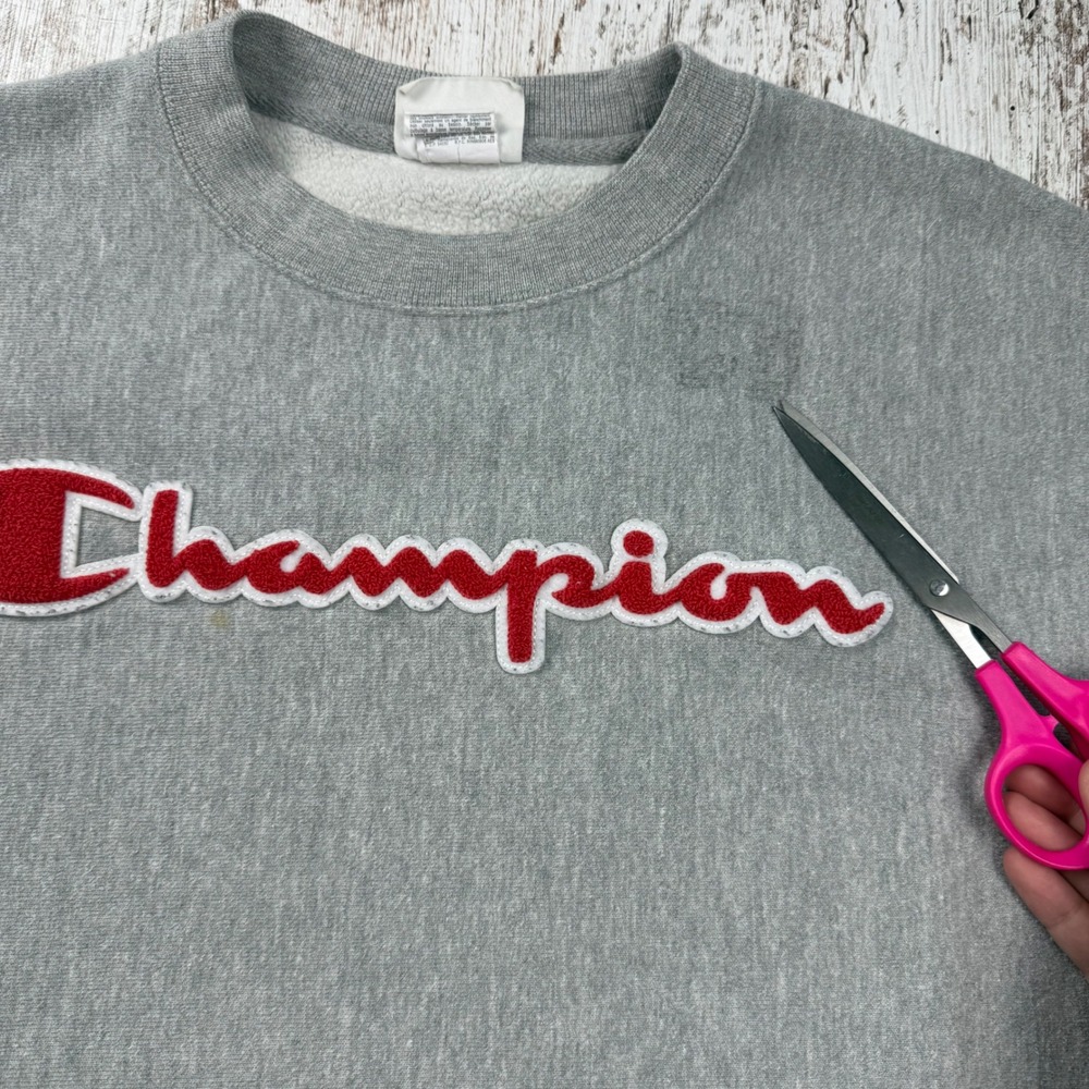Champion Reverse Weave Sweatshirt Mens Large Gray Chenille Script Logo GF70 11C - Picture 7 of 11